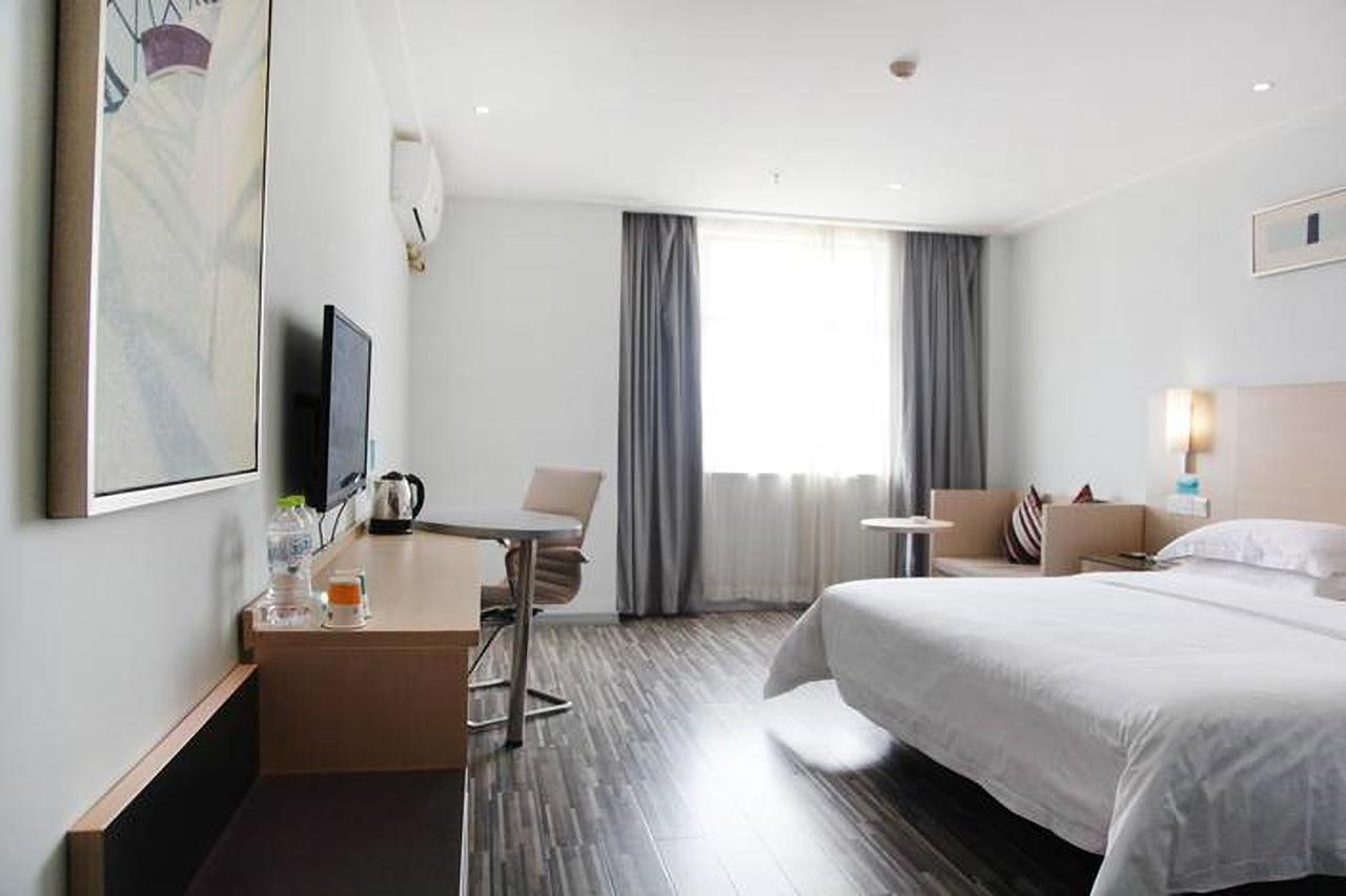 City Comfort Inn Wuhan Caidian Square Exteriör bild